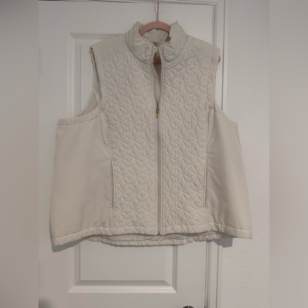 Just My Size Off-White Quilted Vest